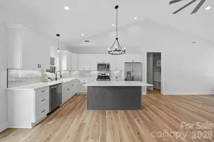 330 E Pine St, Maiden, NC 28650 - Photo 8