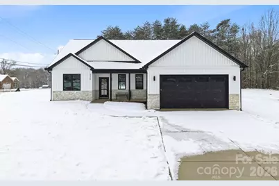 330 E Pine Street, Maiden, NC 28650 - Photo 2