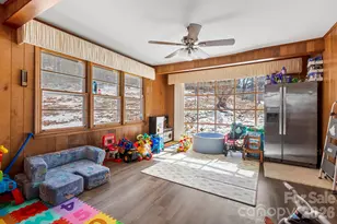 11 N Marley Dr, Flat Rock, NC 28731 - Photo 12