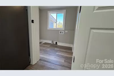 503 Caroline Avenue, Lowell, NC 28098 - Photo 34