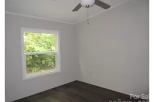 123 Josiah Ln, Hendersonville, NC 28792 - Photo 8