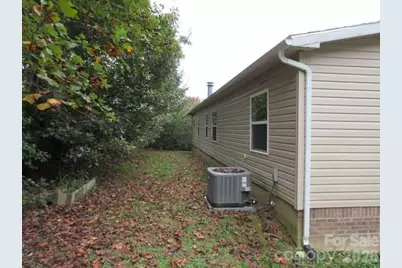 123 Josiah Lane, Hendersonville, NC 28792 - Photo 2