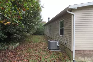 123 Josiah Ln, Hendersonville, NC 28792 - Photo 2