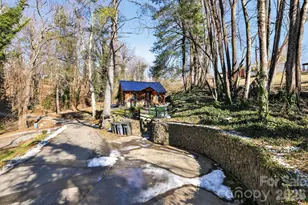 110 Pine St, Tryon, NC 28782 - Photo 16