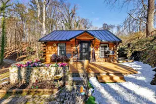 110 Pine St, Tryon, NC 28782 - Photo 1