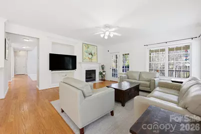 8526 Wren Creek Drive, Charlotte, NC 28269 - Photo 10
