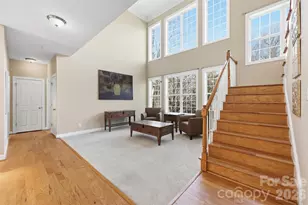 8526 Wren Creek Dr, Charlotte, NC 28269 - Photo 4