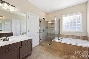 8526 Wren Creek Dr, Charlotte, NC 28269 - Photo 30