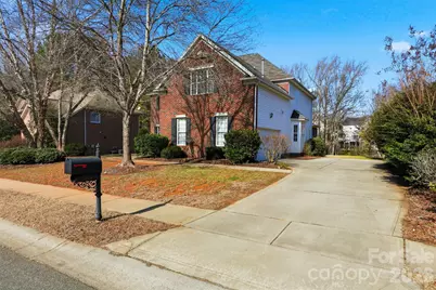 8526 Wren Creek Drive, Charlotte, NC 28269 - Photo 36
