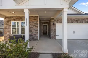 4308 Duplin Dr, Charlotte, NC 28214 - Photo 2