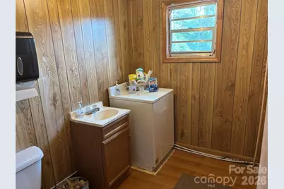709 Cleveland Avenue, Grover, NC 28073 - Photo 10