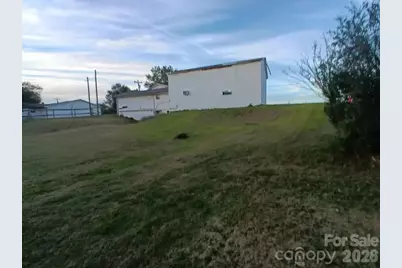 709 Cleveland Avenue, Grover, NC 28073 - Photo 4