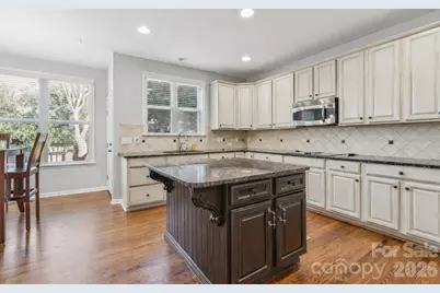 10205 Treetop Lane, Cornelius, NC 28031 - Photo 12