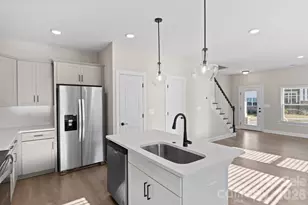 127 Cherry Spgs Ln, Asheville, NC 28804 - Photo 14