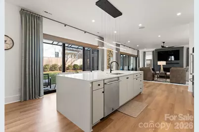 301 Dover Avenue, Charlotte, NC 28209 - Photo 12