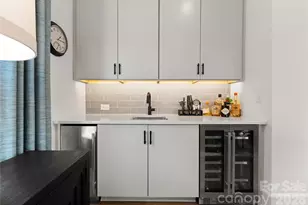 301 Dover Ave, Charlotte, NC 28209 - Photo 8