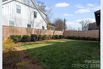301 Dover Avenue, Charlotte, NC 28209 - Photo 32