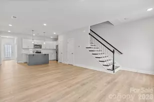 125 Cherry Spgs Ln, Asheville, NC 28804 - Photo 4