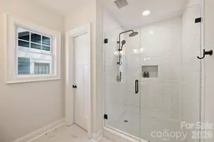 321 W Kingston Ave, Charlotte, NC 28203 - Photo 30