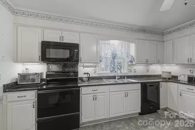 10925 Osprey Drive, Charlotte, NC 28226 - Photo 10