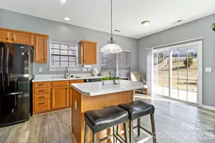 11818 Guildhall Ln, Charlotte, NC 28213 - Photo 12