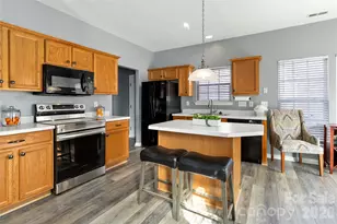 11818 Guildhall Ln, Charlotte, NC 28213 - Photo 10