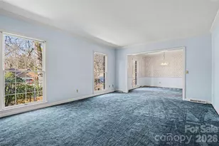 754 Charter Pl, Charlotte, NC 28211 - Photo 6