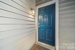 517 N Graham St, Charlotte, NC 28202 - Photo 2