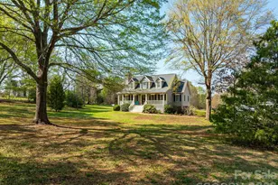 1570 Roddy Rd, Campobello, SC 29322 - Photo 1