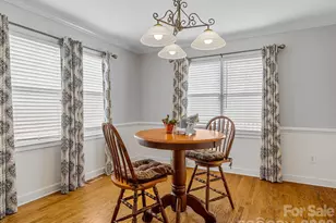 1570 Roddy Rd, Campobello, SC 29322 - Photo 8