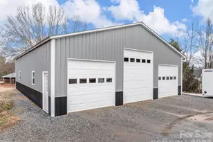 1570 Roddy Rd, Campobello, SC 29322 - Photo 42