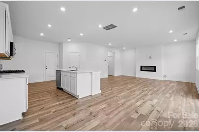 815 Olde England Drive, Lincolnton, NC 28092 - Photo 4