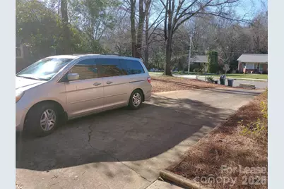 1001 Heather Lane, Charlotte, NC 28209 - Photo 10