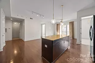 4620 Piedmont Row Dr, Charlotte, NC 28210 - Photo 6