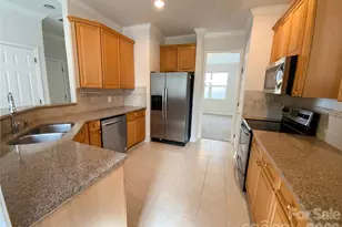 7916 Village Harbor Dr, Cornelius, NC 28031 - Photo 4