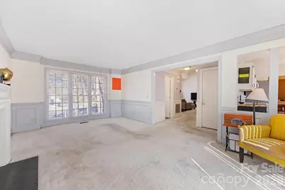 4107 Brownes Ferry Road, Charlotte, NC 28269 - Photo 24