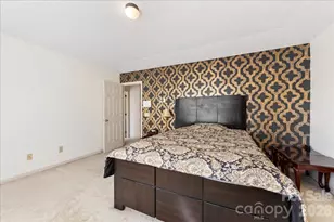 4107 Brownes Ferry Rd, Charlotte, NC 28269 - Photo 30