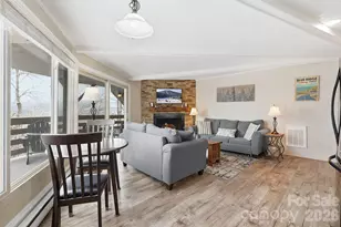 315 Timber Ridge Rd, Sugar Mountain, NC 28604 - Photo 4