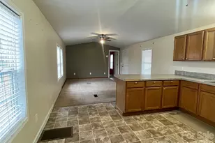 303 Gum Street S, Pageland, SC 29728 - Photo 8