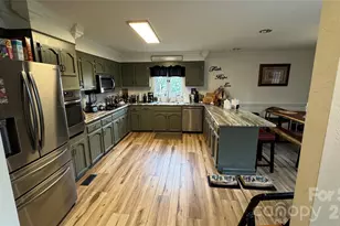 114 Rustic Hills Cir, Bessemer City, NC 28016 - Photo 14