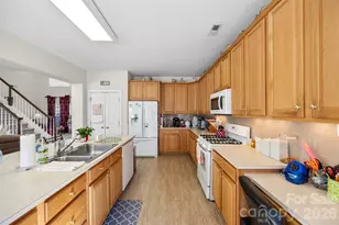 4351 Crestline Ln, Harrisburg, NC 28075 - Photo 8