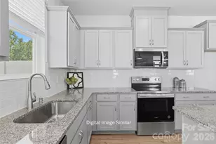 6027 Mallow Crossing Ln, Charlotte, NC 28213 - Photo 12