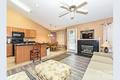 11726 Black Maple Avenue, Charlotte, NC 28269 - Photo 4