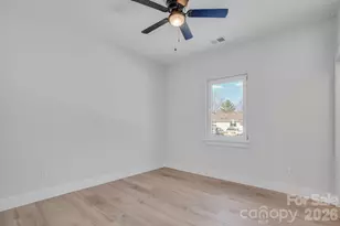 1214 Pearl St, Statesville, NC 28677 - Photo 18