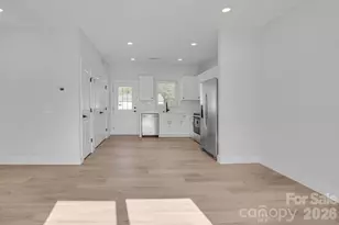 1214 Pearl St, Statesville, NC 28677 - Photo 10