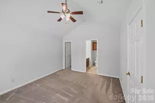 8221 Christmas Ct, Charlotte, NC 28216 - Photo 14