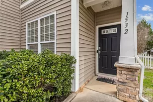 1532 Bitter Creek Dr, Charlotte, NC 28214 - Photo 2