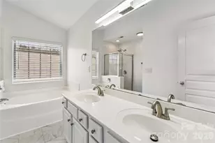 1532 Bitter Creek Dr, Charlotte, NC 28214 - Photo 16