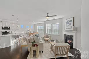 17519 Snug Harbor Rd, Charlotte, NC 28278 - Photo 2
