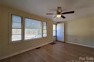 8334 Oak Tree Rd, Sharon, SC 29742 - Photo 4